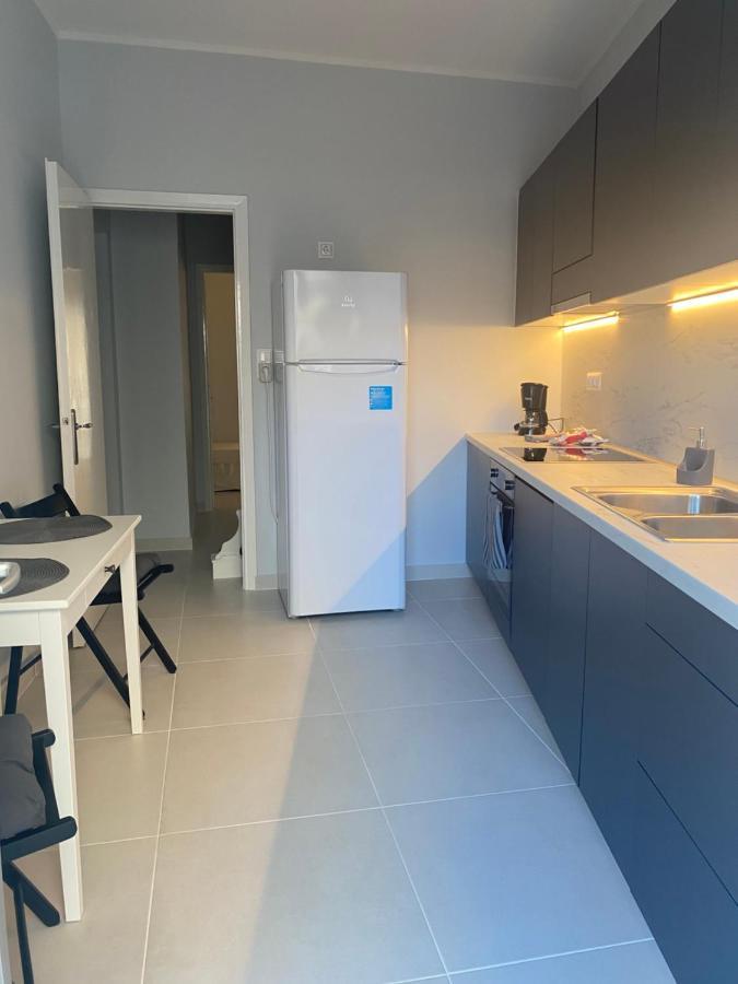 Markópoulon Modern Living In Markopoulo Center מראה חיצוני תמונה